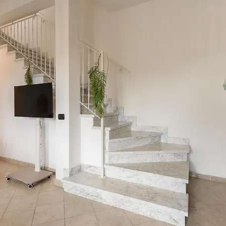 Residenza La Pietra By Mmega